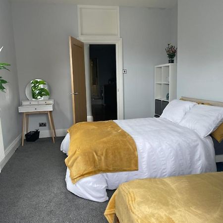 Great 2 Bedroom Flat Plymouth Esterno foto